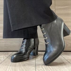Epica Black Leather Heeled Boots | Sleek Minimalist Ankle Booties Size 6